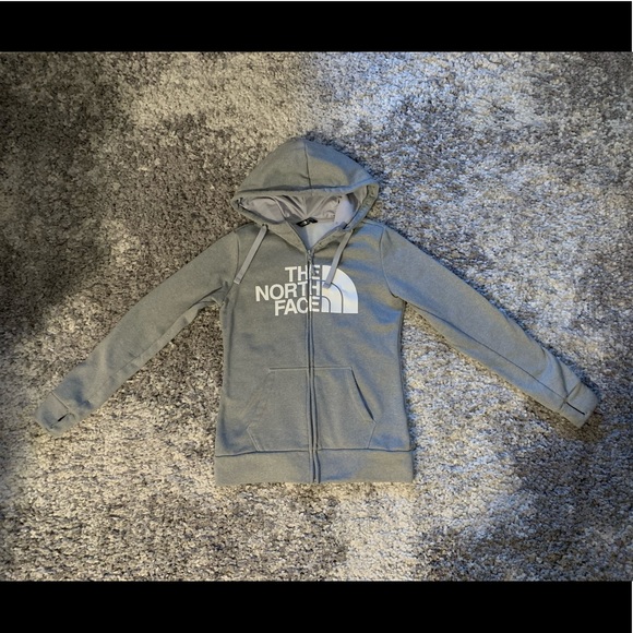 The North Face Sweatshirt - Picture 5 of 9